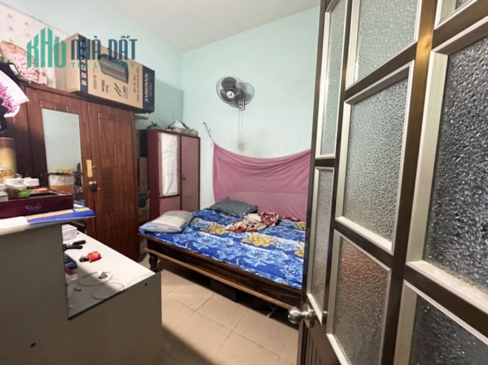 MẶT TIỀN HẺM 8M - PHÙ HỢP BUÔN BÁN KINH DOANH - HXH THÔNG GẦN CVPM QUANG TRUNG, CHỈ NHỈNH 4 TỶ.