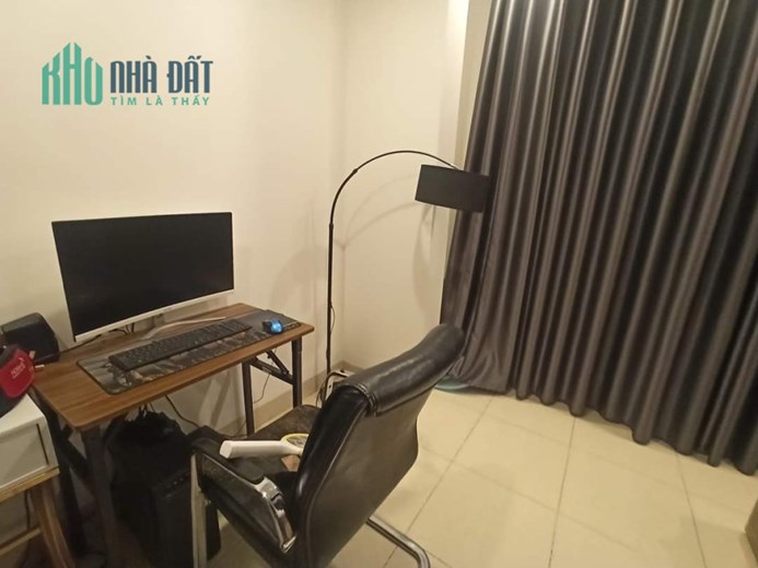 Bán Nhà NgọcThuỵ, Quận Long Biên, vỉa hè ô tô tránh diện tích 50 m2 x 4 tầng