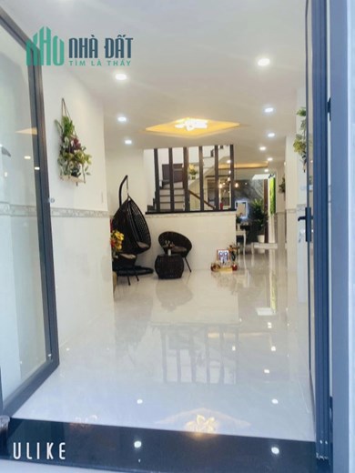CHỦ GẤP BÁN NHÀ ĐẸP-TẶNG NỘI THẤT- 45M2 – CÁCH 1 CĂN LÀ HẺM XE HƠI-ÂU DƯƠNG LÂN Q8
