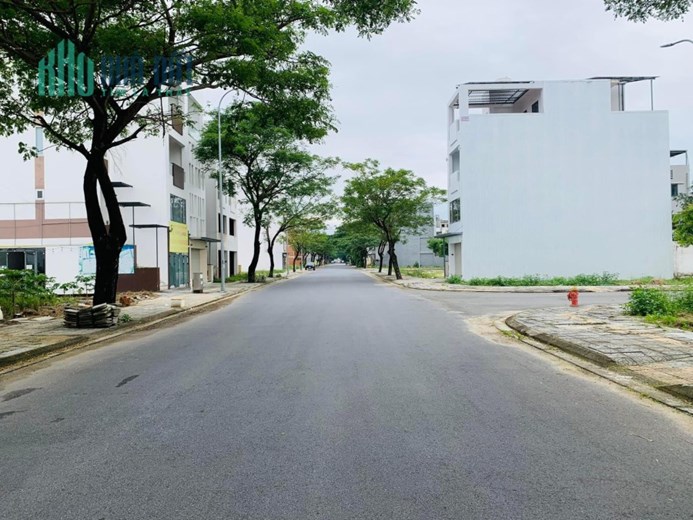 BÁN ĐẤT TẶNG NHÀ 3.5 TẦNG FPT City Đà Nẵng