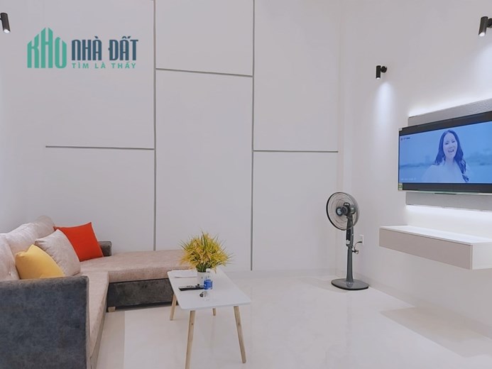 Siêu hot Gò Vấp 4 tầng 3 phòng ngủ hoàn công đủ chỉ nhỉnh 4 tỷ.