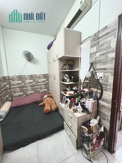Nhà chưa qua đầu tư.
Đường số 21 Phường 8 Gò Vấp

* Dt 4m Nở Hậu 4m1 X 8,2m. diện tíchCN: 33,2m