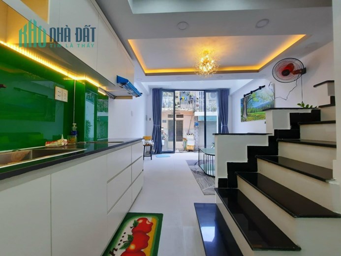 ĐI ĐỊNH CƯ CẦN BÁN GẤP NHÀ XVNT - THIẾT KẾ HIỆN ĐẠI MỚI ĐẸP - GIÁ CHỈ 4.85 TỶ