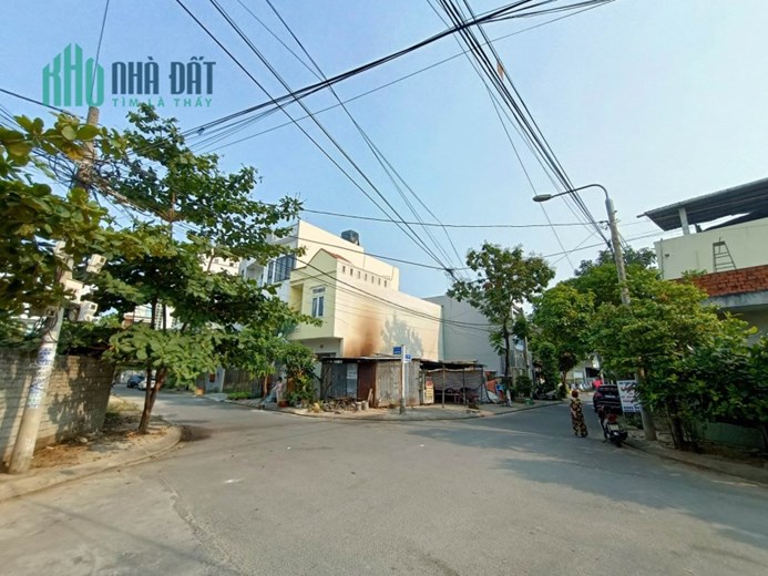 Cần bán lô góc 2 mặt tiền đường Phước Trường. Quận Sơn Trà. 90m2. ngang 5,5m. Giá 4,7 tỷ