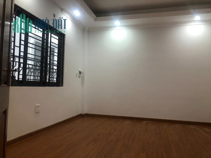 Bán Rẻ Nhà Đẹp Quận 11, HẺM XE HƠI, 81m2, 4 Phòng, 11.4 TỶ HẠ CÒN 8.4 TỶ