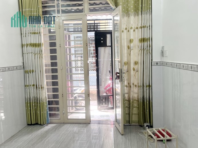Nhà thuê 3 tầng gần MT Phạm Thế Hiển p4 q8 giá 12tr
