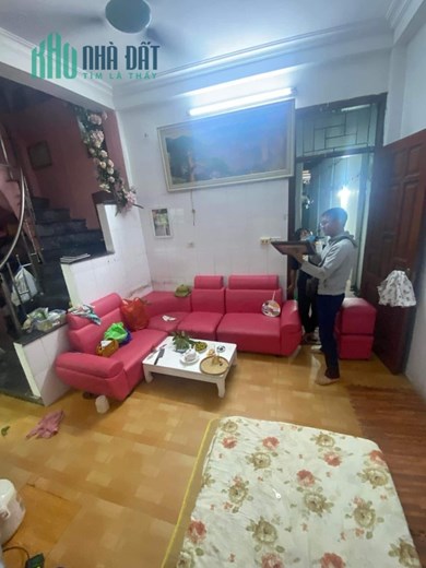 HOT !!! XEM NGAY nhà phố Nguyễn Công Hoan Ba Đình 36m2, 5 tầng Ô tô cạnh nhà, ở ngay chỉ 3.35 tỷ