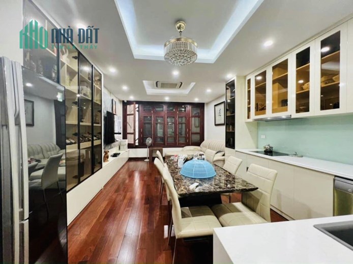 Bán nhà mặt phố Lý Thường Kiệt, Hà Đông phân lô vỉa hè 5 tầng 44m² _ KD sầm uất giá 5.9 tỷ.