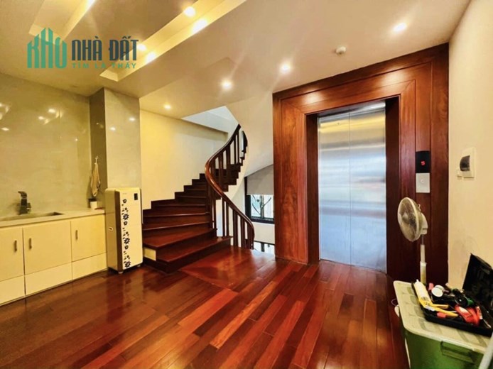 Bán nhà mặt phố Lý Thường Kiệt, Hà Đông phân lô vỉa hè 5 tầng 44m² _ KD sầm uất giá 5.9 tỷ.