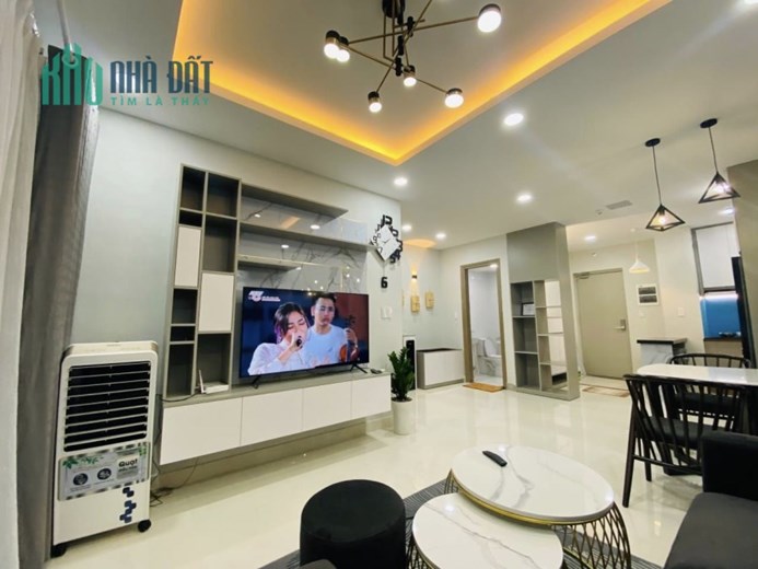 🔥 Căn hộ 68m2 GreenTown, đã tu sửa A-Z kèm nội thất mới 200tr, chỉ nhỉnh 2 tỷ. 🔥