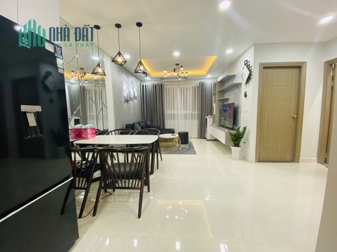 🔥 Căn hộ 68m2 GreenTown, đã tu sửa A-Z kèm nội thất mới 200tr, chỉ nhỉnh 2 tỷ. 🔥