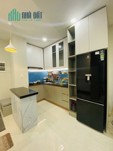 🔥 Căn hộ 68m2 GreenTown, đã tu sửa A-Z kèm nội thất mới 200tr, chỉ nhỉnh 2 tỷ. 🔥