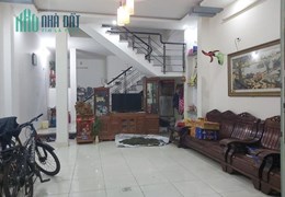 .Nhà Ỷ Lan Nguyên Phi, 60m Ra MT, 60m2 2 mê, 2.x tỷ