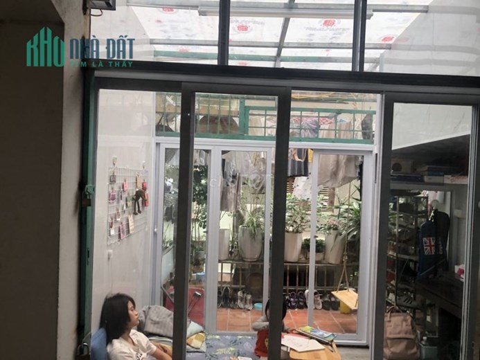 Bán căn hộ 3 phòng ngủ phố Trần Tử Bình, Nghĩa Tân, Cầu Giấy, Hà Nội