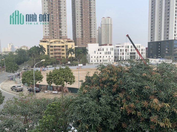 Bán nhà mặt phố Văn Phú, Hà Đông, 80m2x5T, đường 24m kinh doanh, view trường