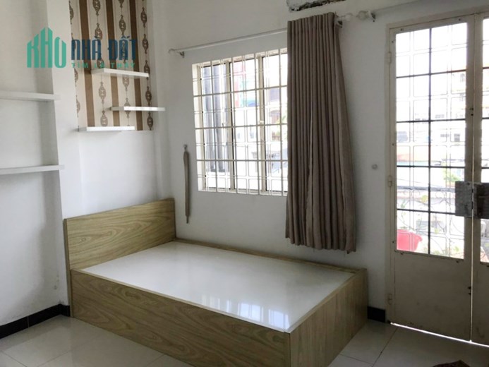 Cho thuê NNC hẻm Âu Dương Lân P3Q8. Giá 18tr