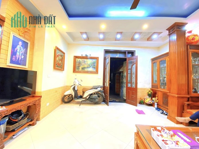CỰC PHẨM!! CẦN BÁN GẤP nhà Phố Ngọc Hà Ba Đình 40m2, 4 tầng DÂN TỰ XÂY TẶNG NỘI THẤT VIP ở ngay chỉ