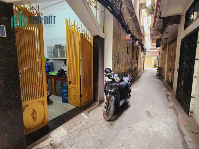 CỰC PHẨM!! CẦN BÁN GẤP nhà Ngọc Khánh Ba Đình 40m2, 5 tầng 9 phòng khép kín, dân tự xây chắc chắn ở