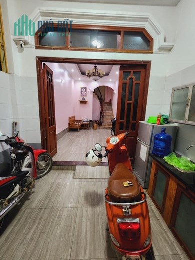 CỰC PHẨM!! CẦN BÁN GẤP nhà Ngọc Khánh Ba Đình 40m2, 5 tầng 9 phòng khép kín, dân tự xây chắc chắn ở