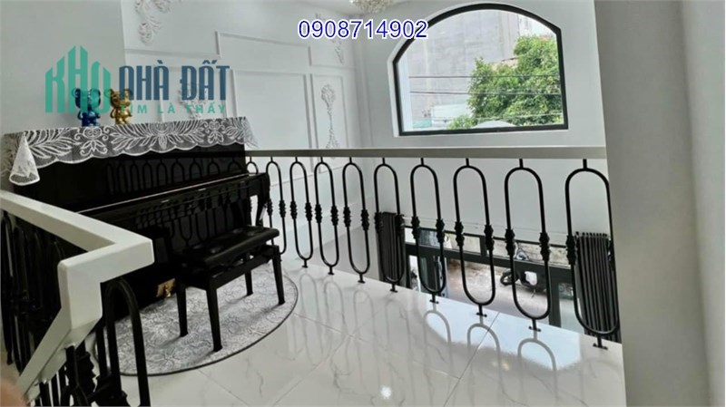 Nhà 4 tầng MTKD Tô Hiệu, Hòa Bình 4x15m cách chung cư RichStart 200m sổ riêng công chứng ngay