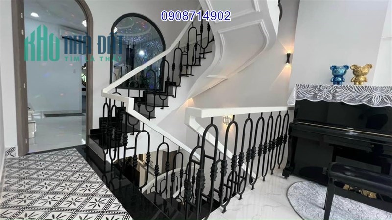 Bán nhà cách Tô Hiệu 50m, đường trước nhà 12m, DT 5x16m, vào ở liền, LH 0908714902