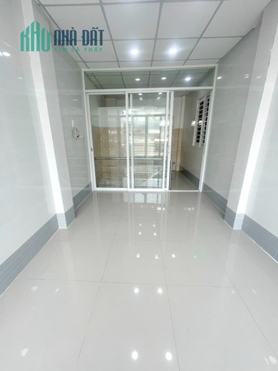 Nhà hẻm 769 Phạm Thế Hiển Phường 4 Quận 8 - Giá : 2.6 Tỷ