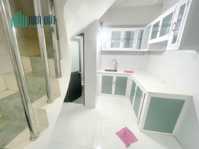 Nhà hẻm 769 Phạm Thế Hiển Phường 4 Quận 8 - Giá : 2.6 Tỷ