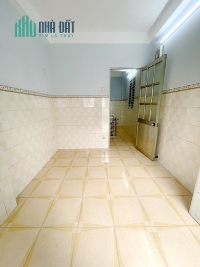 Nhà hẻm 769 Phạm Thế Hiển Phường 4 Quận 8 - Giá : 2.6 Tỷ