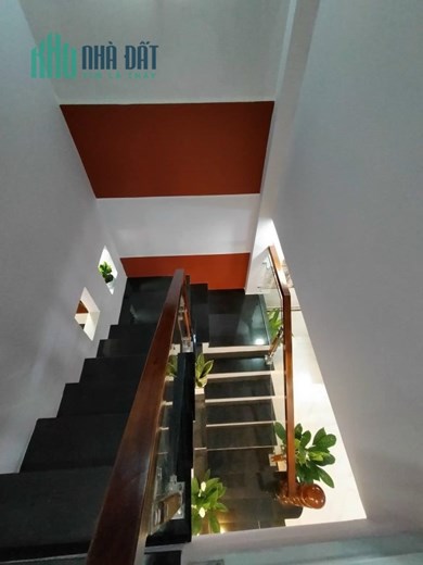 Bán nhà mới 1/ Nguyễn Duy Cung, 4x13m, 2 tầng BTCT chỉ 3.8 tỷ TL.