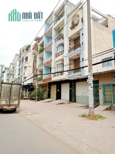 Nhà thuê 5 Tầng MT Tạ Quang Bửu P4Q8 - 22 Triệu / tháng