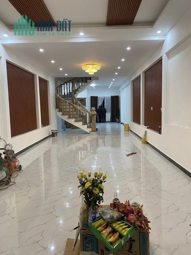 Giảm giá bán gấp nhà đẹp đẹp KQH Nguyễn Hữu Cầu, Đà Lạt giá 8.3 tỷ -> 7.3 tỷ