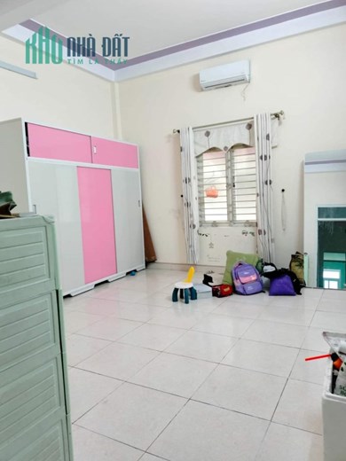 Bán nhà 3 tầng mặt tiền đường Bà Triệu thuận tiện kinh doanh buôn bán