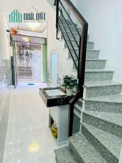Nhà nhỏ, mới 2 tầng hẻm thông Nguyễn Chế Nghĩa P12Q8 - 2.48 Tỷ