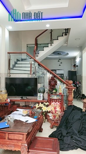 Gấp nhà Bùi Thế Mỹ, sát mặt tiền, 4 tầng BTCT,55m2, ngang 4, 5 tỷ3 0931878533