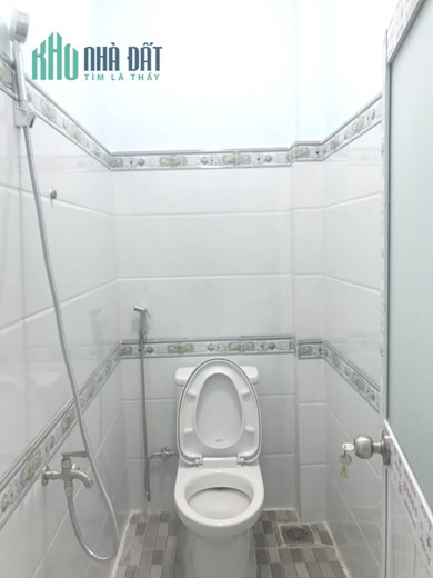 Nhà mới trệt/lầu MT Tùng Thiện Vương P12Q8 - 4.3 Tỷ