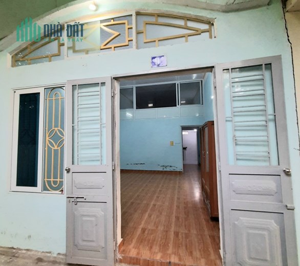 Cần bán nhà C4. Bìa chính chủ ngõ 2m  P.Hùng Vương, Q.Hồng Bàng, TP.Hải Phòng