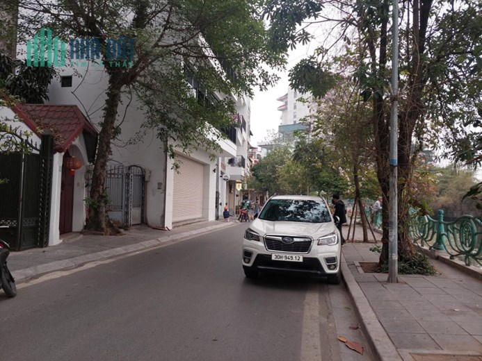 Bán nhà đất mặt phố Yên Hoa Quảng An Tây Hồ Hà Nội DT 286m2*4T, MT 13.5m giá 155 tỷ 0343040888