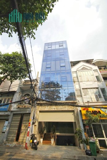 Bán gấp mặt tiền Phạm Văn Hai đoạn đẹp nhất, DT: 4x17m, 4 tầng, giá: 17.2 tỷ, HĐT: 40tr/th