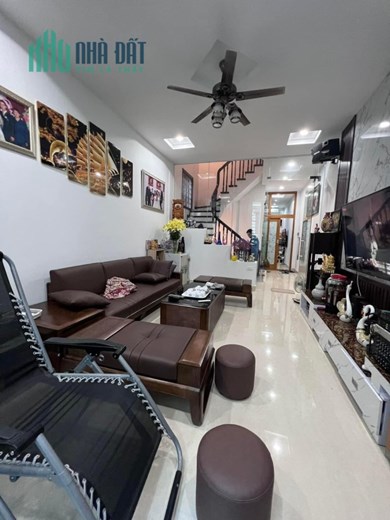 Lê Thanh Nghị, Nhà cực hiếm, Phân Lô, Ngõ Rộng gần phố 48m giá 5,6 tỷ
