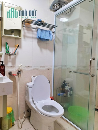 Cần bán gấp nhà Mỹ Đình, Nam Từ Liêm, 30m2, 4 tầng, mt 3.8m, chỉ 3.2 tỷ, ô tô gần.