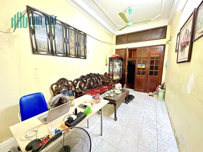 Ô TÔ, KINH DOANH Nhỉnh 5 tỷ có ngay nhà đẹp Chiến Thắng 42m2x5T, MT4m.