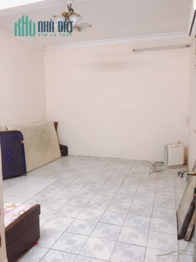 BÁN NHÀ KHÂM THIÊN 34M 3TY05 MẶT TIỀN RỘNG THOÁNG SÁNG NGÕ BA GÁC