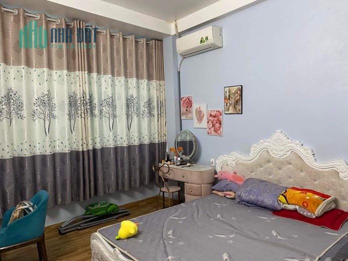 BÁN NHÀ ĐỊNH CÔNG THƯỢNG, 10M Ô TÔ, 40m2 5T MT3.8M, GIÁ 4.15 TỶ