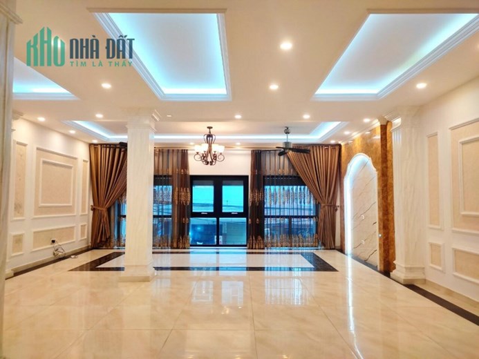 Bán nhà Đường Láng Láng Thượng110m 5 tầng ngõ thông nhiều hướng nhà đẹp ở ngay 13.6 tỷ lh 0975124520