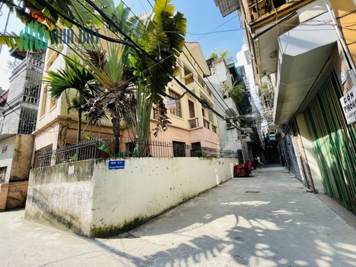 Bán gấp nhà Biệt thự Định Công Thượng, Hoàng Mai 120m, 3T, MT 8m, LÔ góc, Ô tô, hơn 10 tỷ.