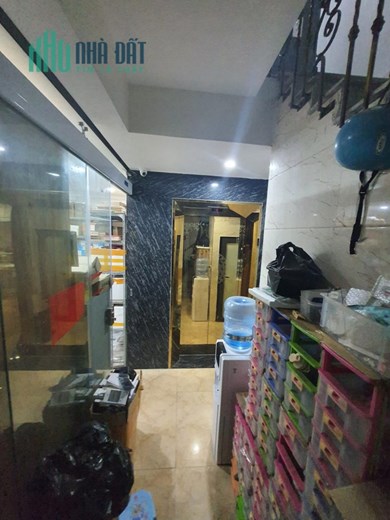 Nhà Trần Khát chân, Hai Bà Trưng 55m2*7 Tầng Thang máy Kinh doan, văn phòng giá 13.9 Tỷ