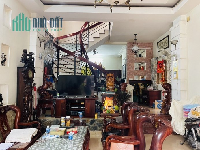 Bán nhà Chu Văn An, P.12 Bình Thạnh, 98m2, 4 Tầng (6.1m x 16m), Ngay học Viện Cán Bộ