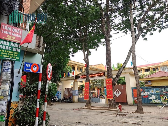 Bán nhà XUÂN ĐỈNH dt 31m2 giá 3.85 tỷ (có thương lượng).LH Huấn 0971035098