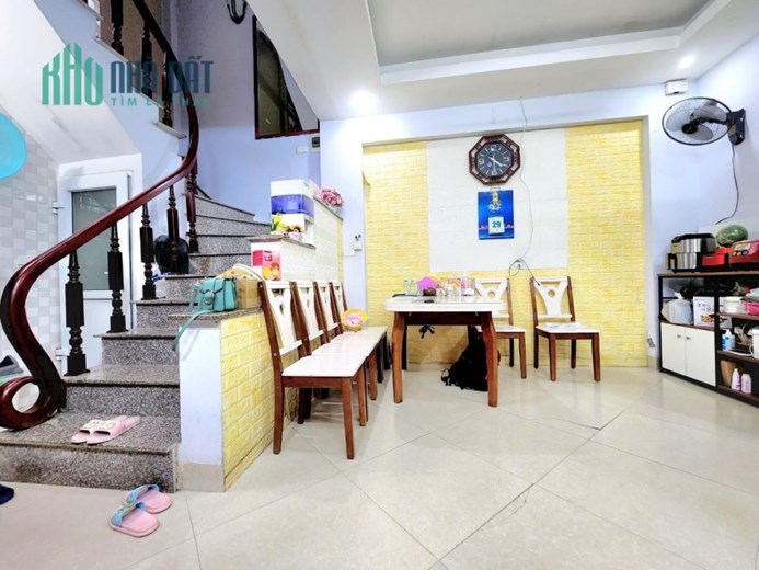 Bán nhà XUÂN ĐỈNH dt 31m2 giá 3.85 tỷ (có thương lượng).LH Huấn 0971035098