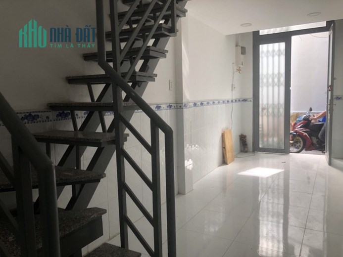Quận 10 -Nhà Nhỏ Cực Hiếm –Chỉ Nhỉnh 3Tỷ- 3Tầng-Hẻm Thông 4M